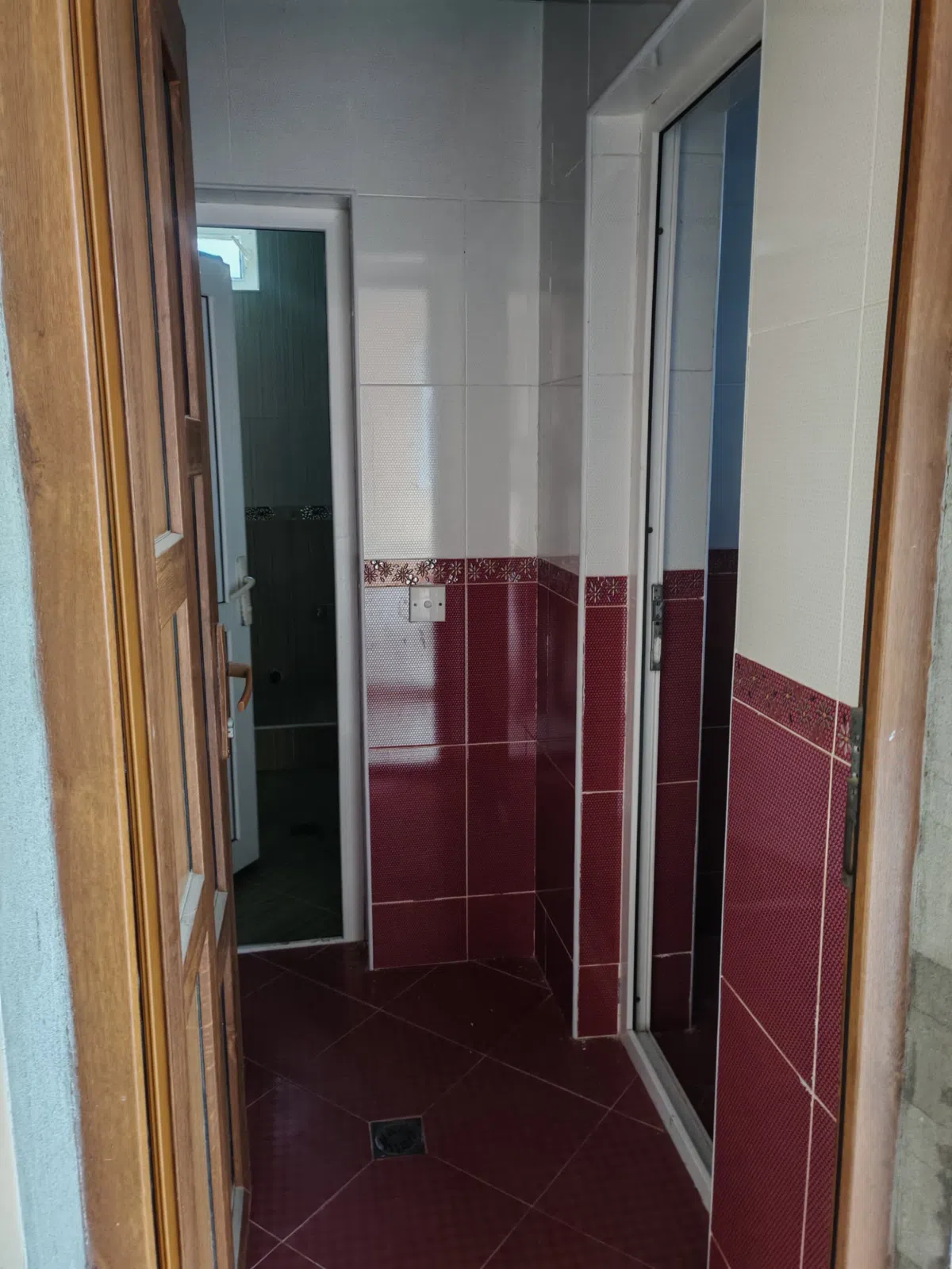 8 otaqlı bağ evi 300 m² 3 sot torpaq sahəsində satılır — şəkil 3