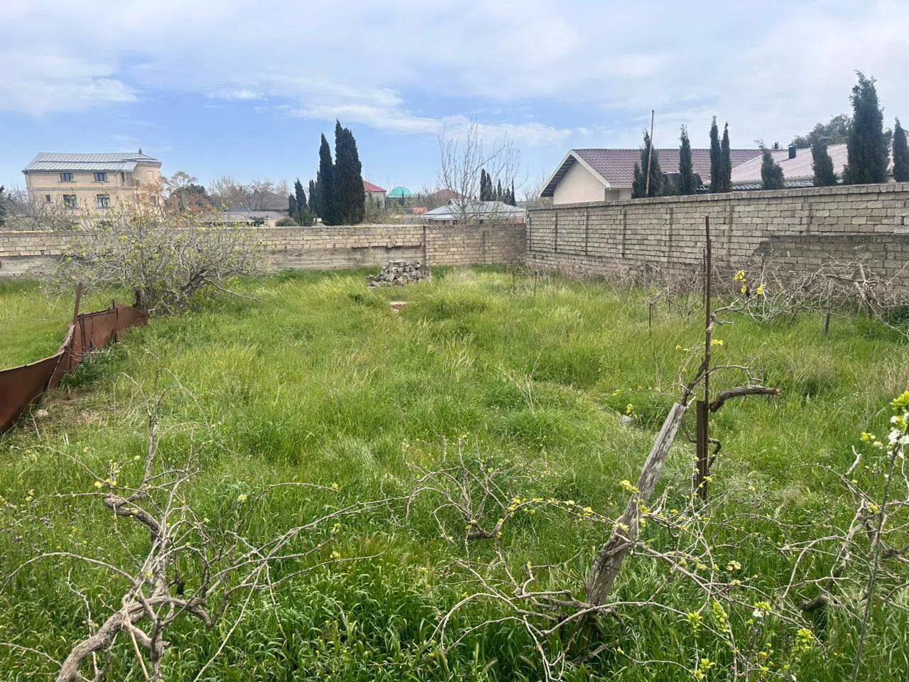 16.6 sot torpaq sahəsi satılır