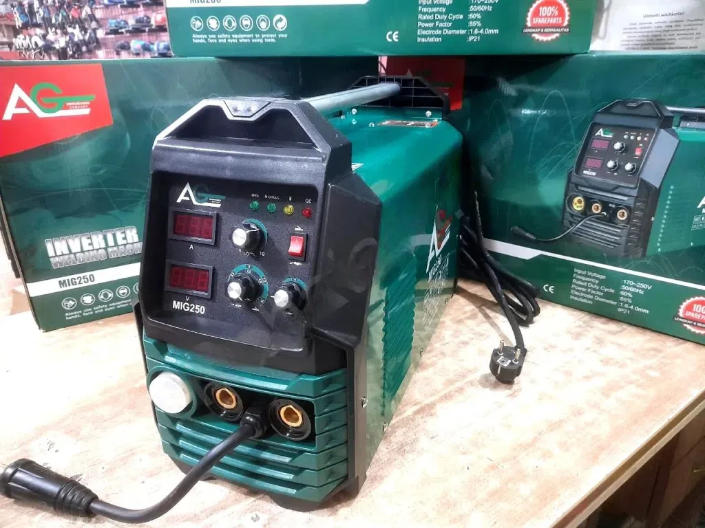 250 Amper Çoxfunksiyalı Qaynaq Aparatı