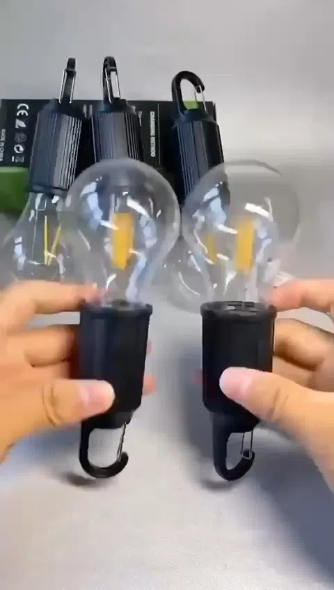 Rechargeable LED camping lamp with hanging carabiner - Tenderyard
