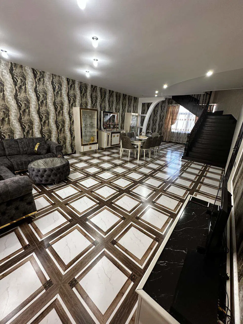6 otaqlı həyət evi 250 m² satılır — şəkil 11