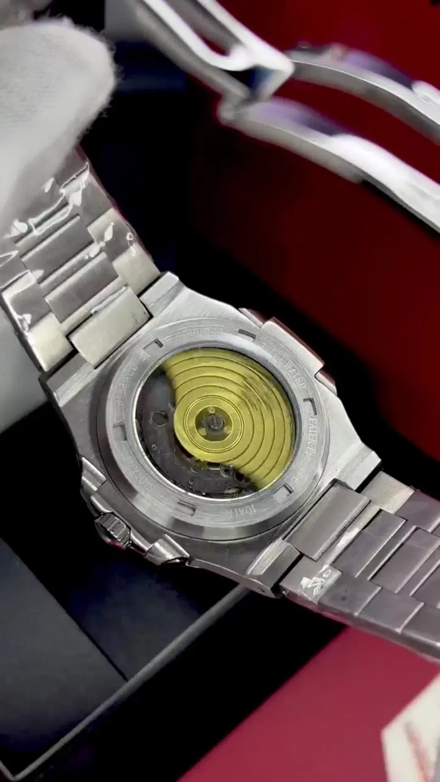 Patek Philippe Nautilus qol saatı — şəkil 17