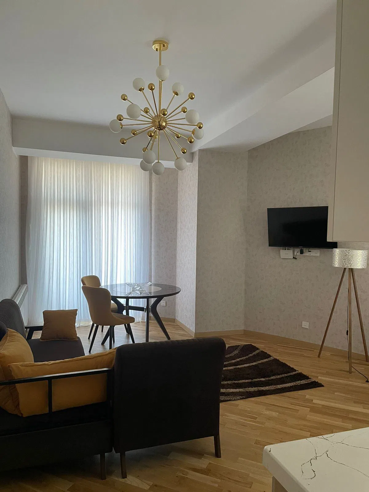 2 otaqlı mənzil 65 m² kirayə verilir — şəkil 2
