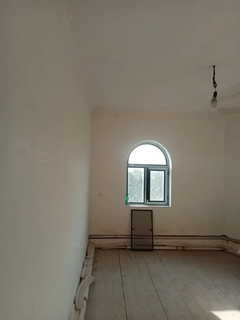 7 otaqlı bağ evi 256 m² 3.5 sot torpaq sahəsində satılır — şəkil 6