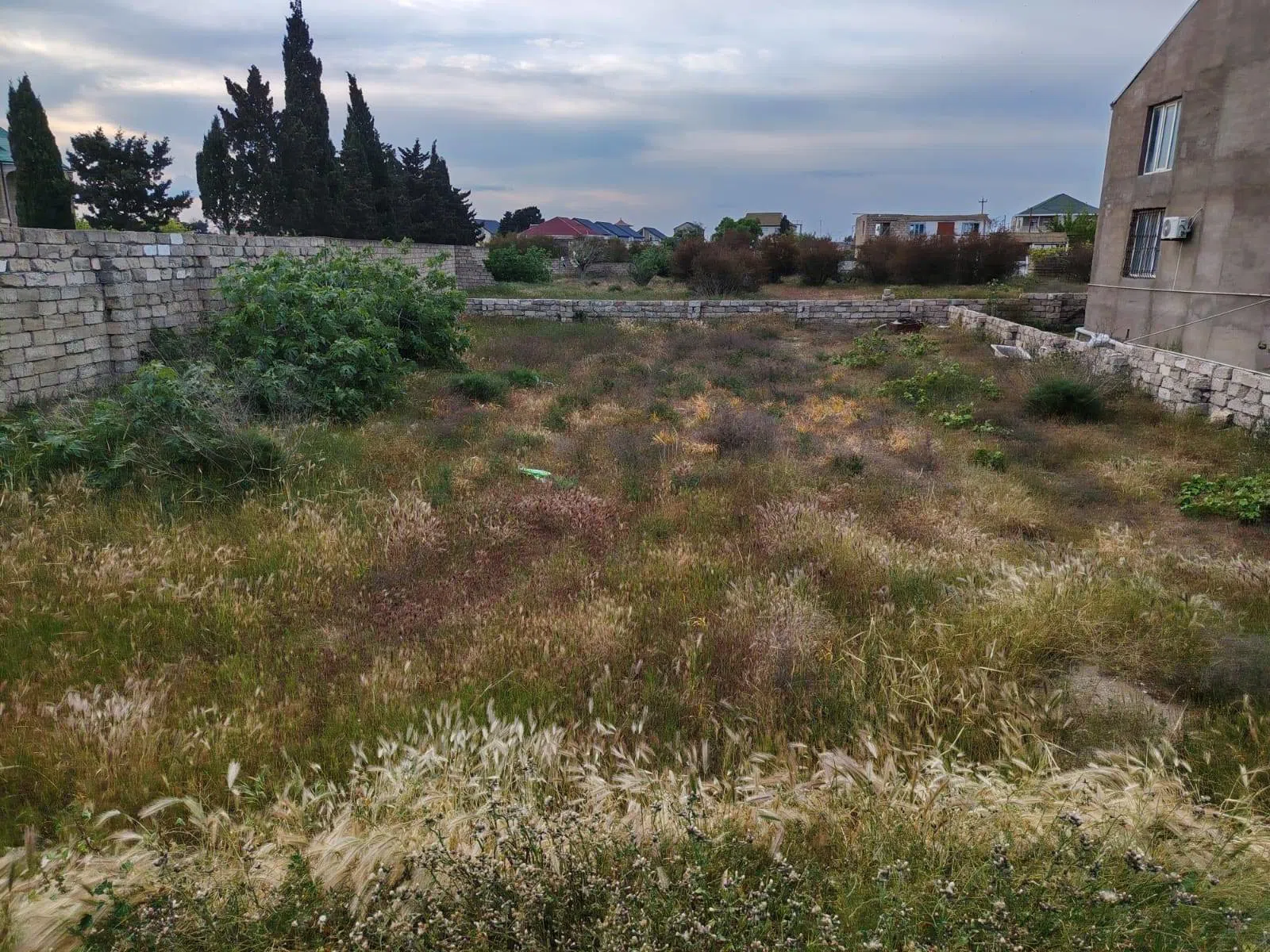 8 sot torpaq sahəsi satılır — şəkil 5