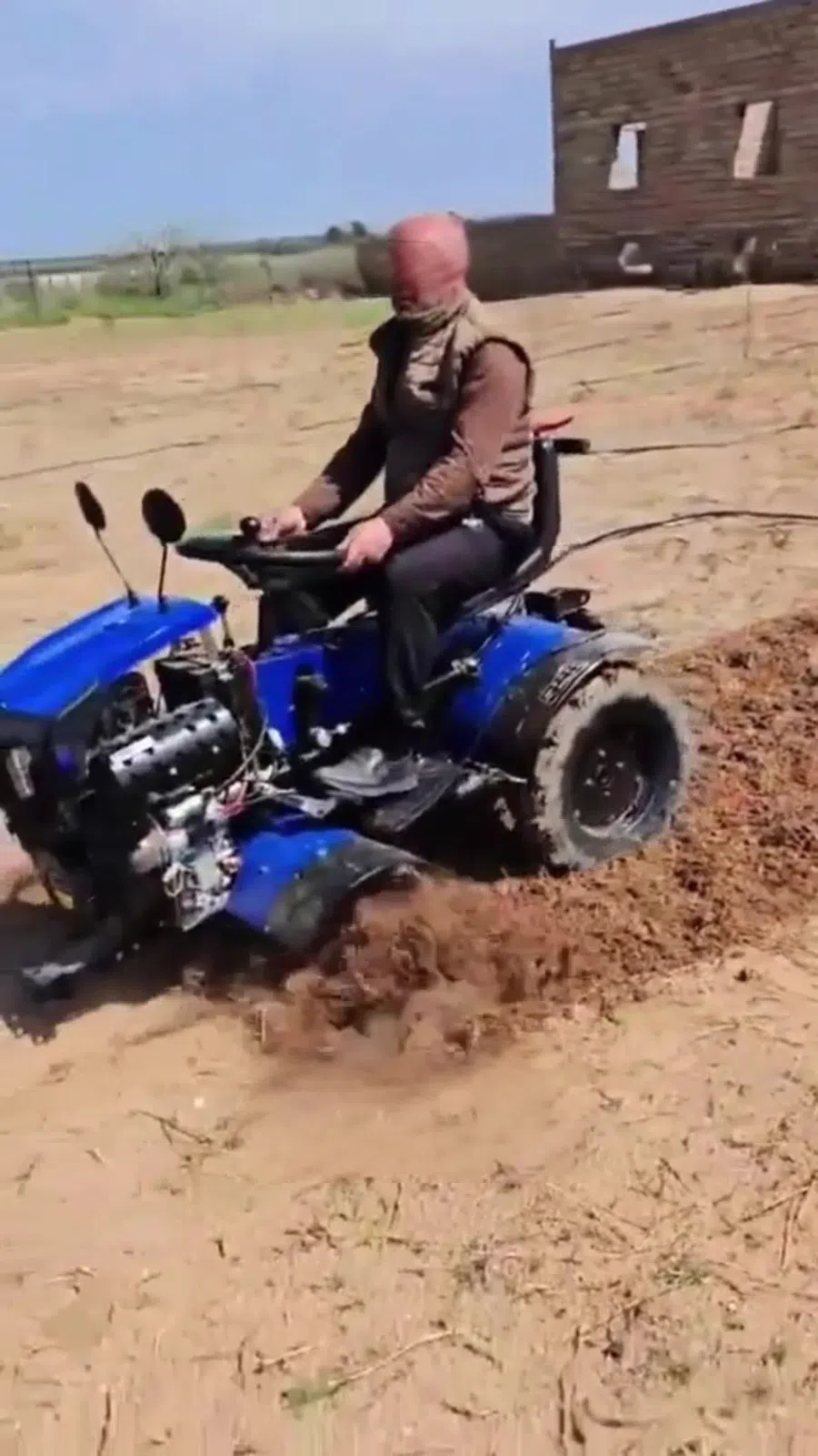 Mini traktor, kənd təsərrüfatı texnikası — şəkil 9