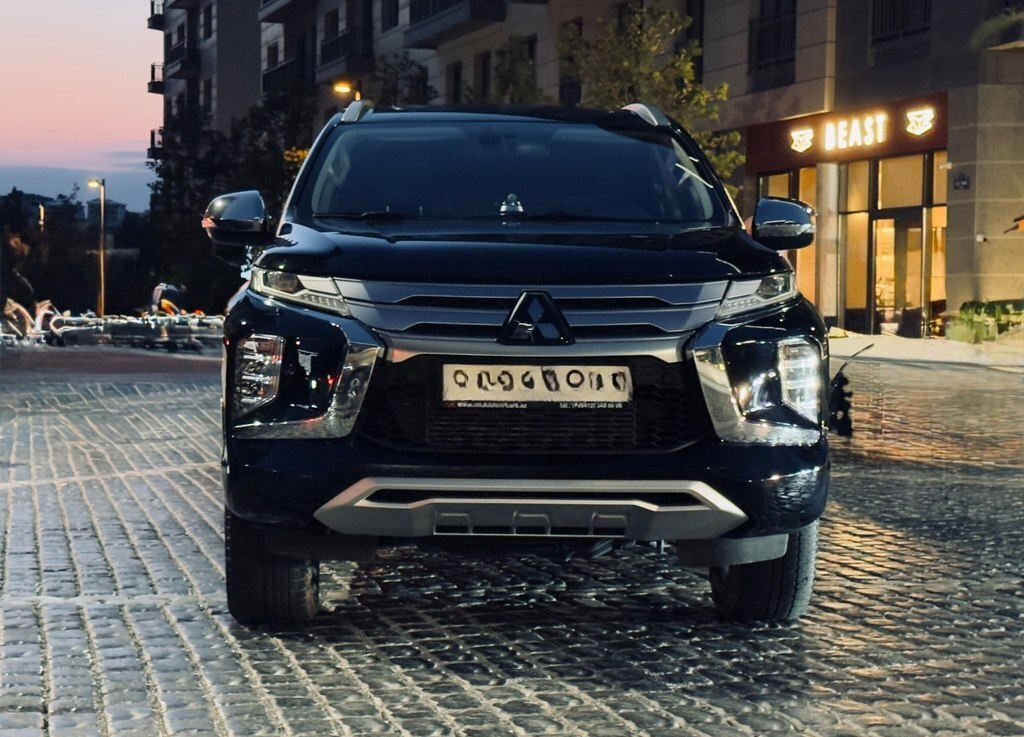 Mitsubishi Pajero, 2022 il, 97500 km — şəkil 1