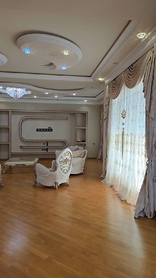 8 otaqlı villa 550 m² - satılır — şəkil 20