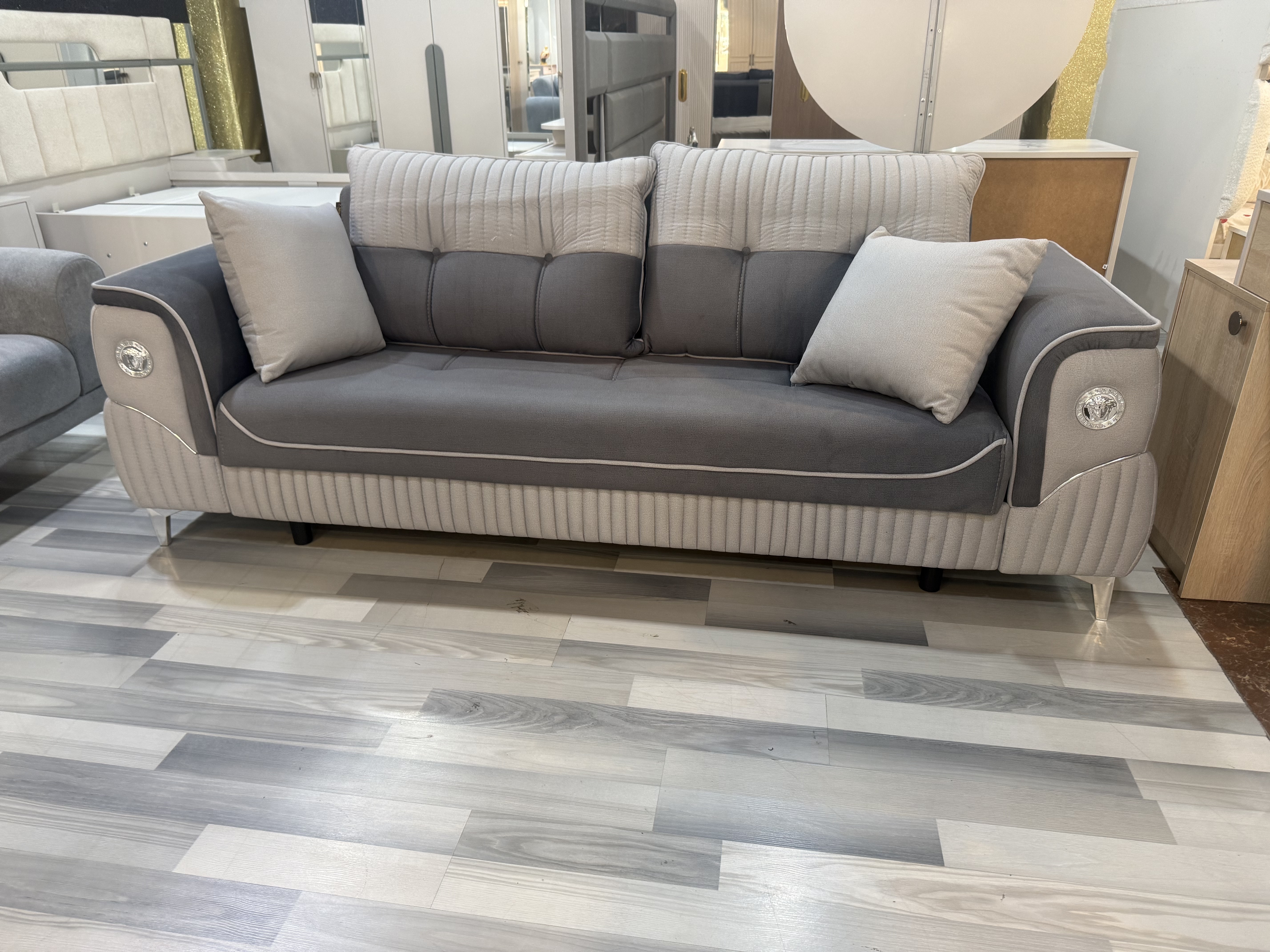 Three-seater sofa, Gray color - Tenderyard