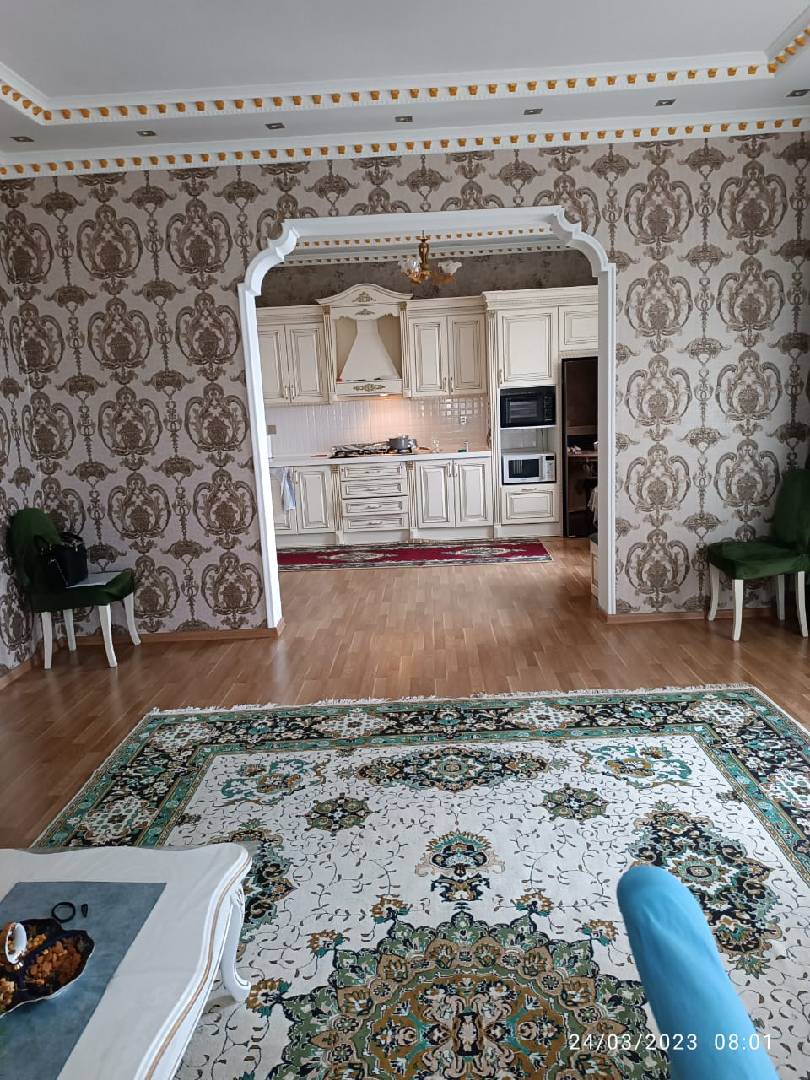 10 otaqlı bağ evi 500 m² satılır — şəkil 2