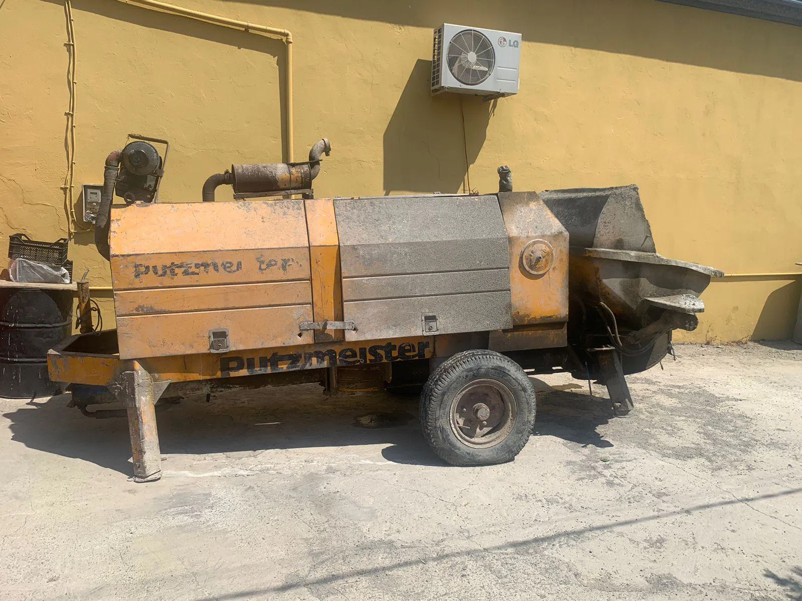 Putzmeister beton pompası, 6 silindirli, 70 metr — şəkil 2