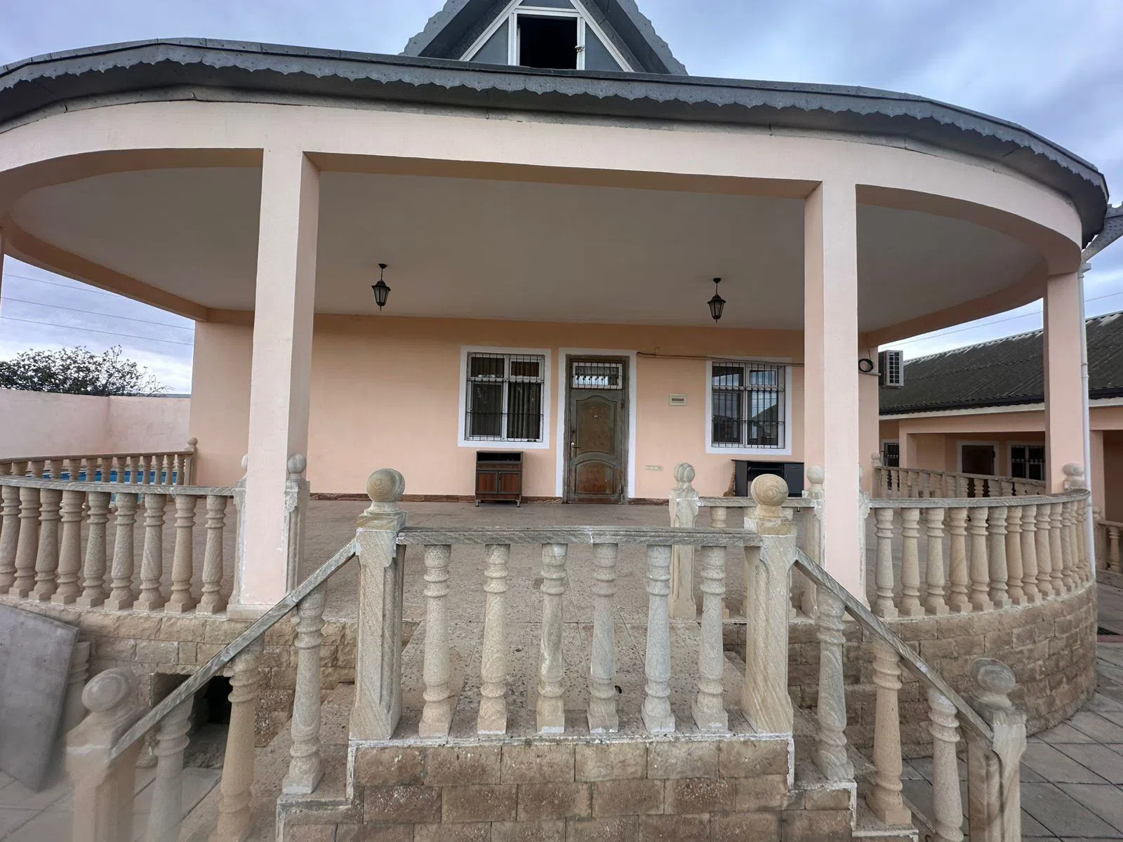 5 otaqlı bağ evi 130 m² 12 sot torpaq sahəsində satılır
