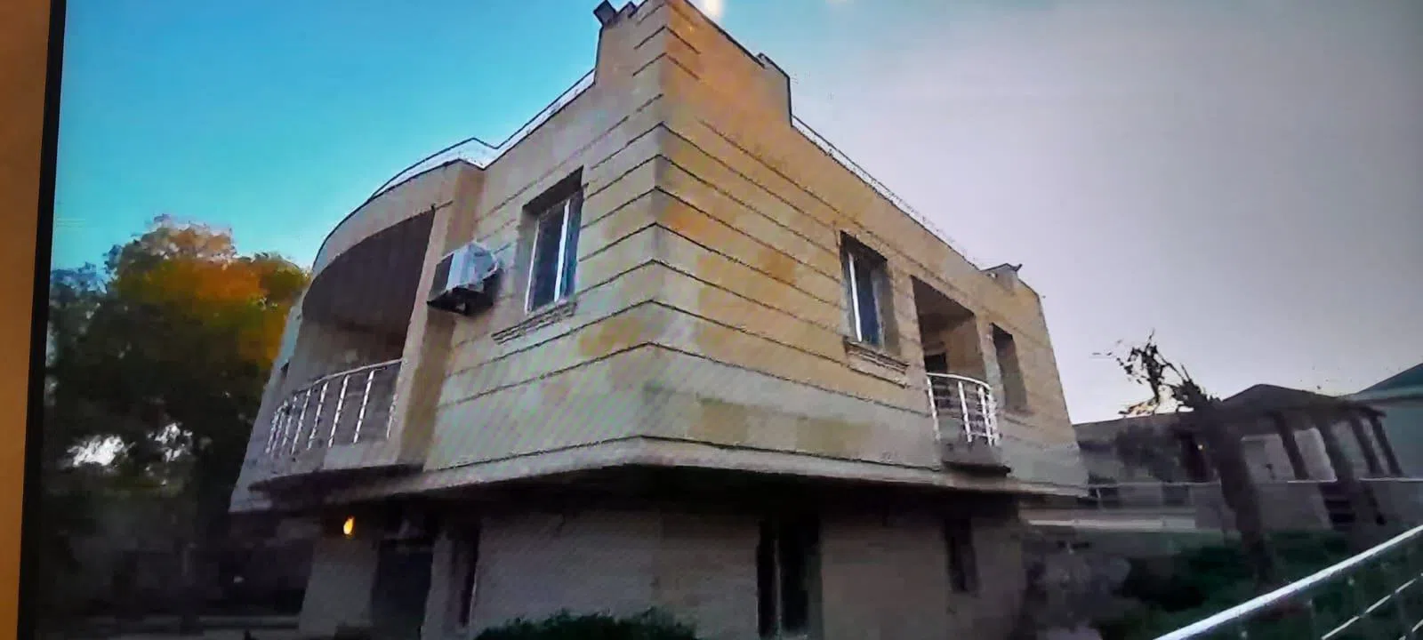 7 otaqlı villa 255 m² - 15 sot torpaq sahəsində satılır