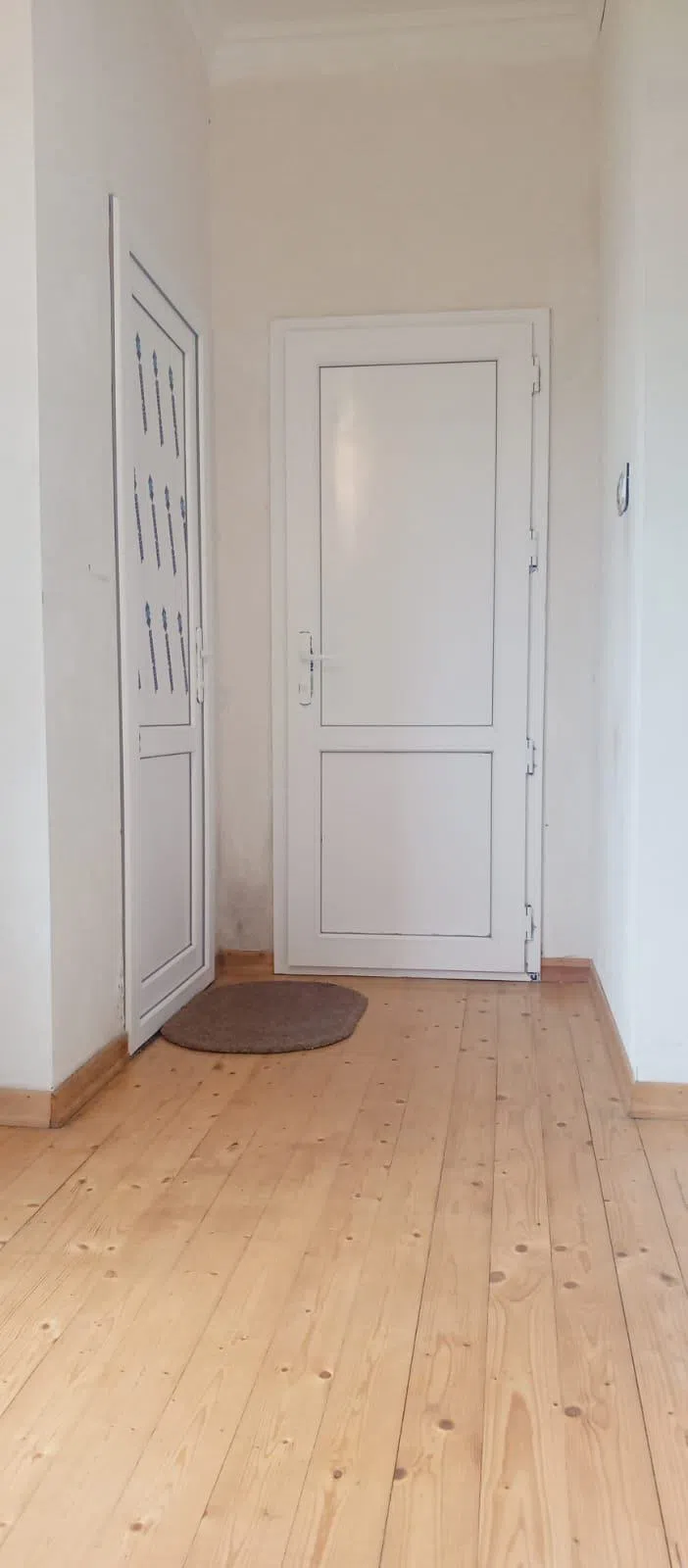 4 otaqlı həyət evi 275 m² - 6 sot torpaq sahəsində satılır — şəkil 2