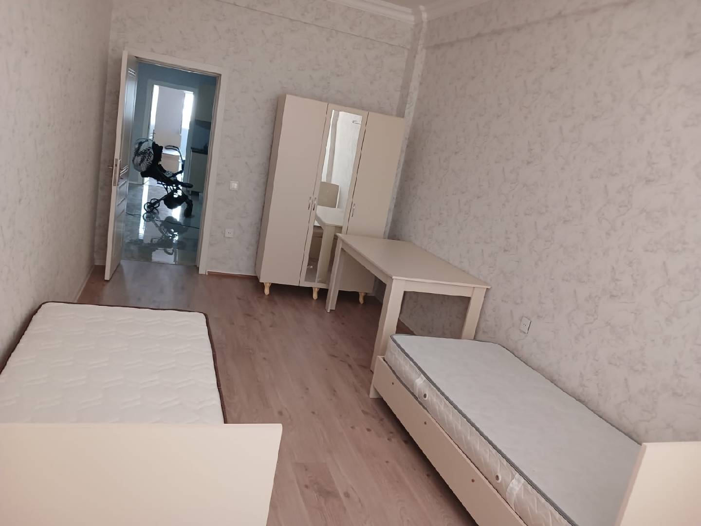 3 otaqlı mənzil 125 m² kirayə verilir — şəkil 4