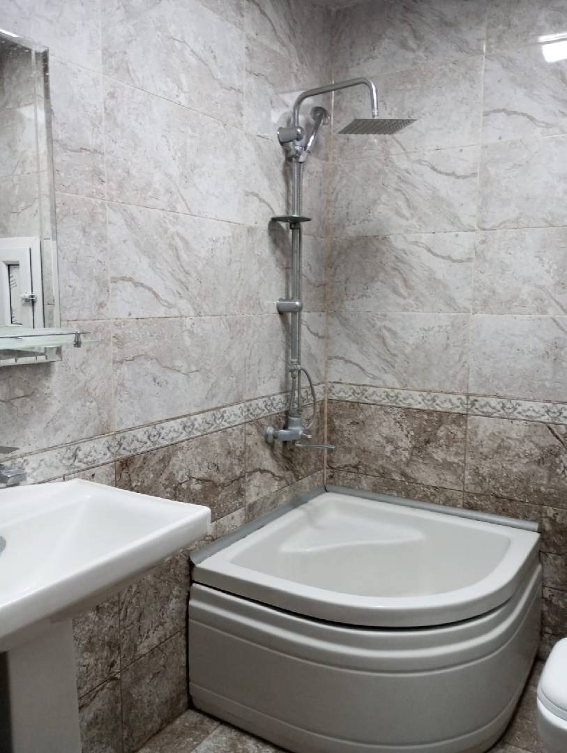 2 otaqlı mənzil 65 m² kirayə verilir — şəkil 19