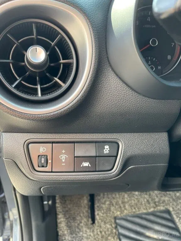 Kia K3, 2019 il, 85000 km — şəkil 2