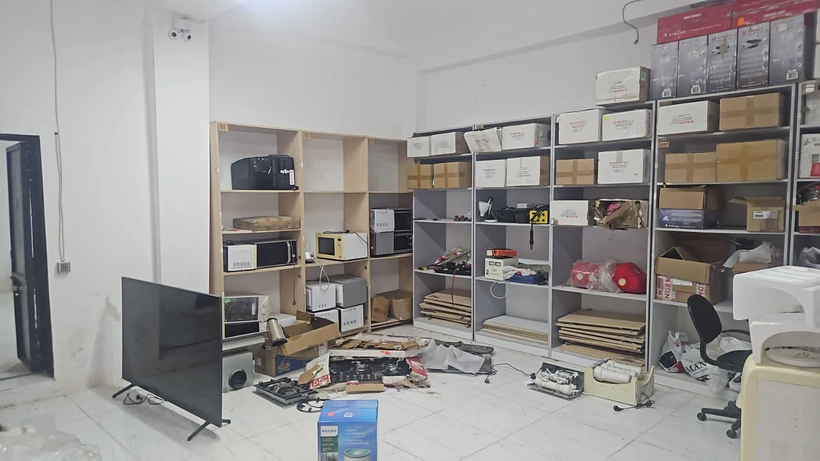 Əla təmirli ticarət obyekti, 400 m² satılır — şəkil 15