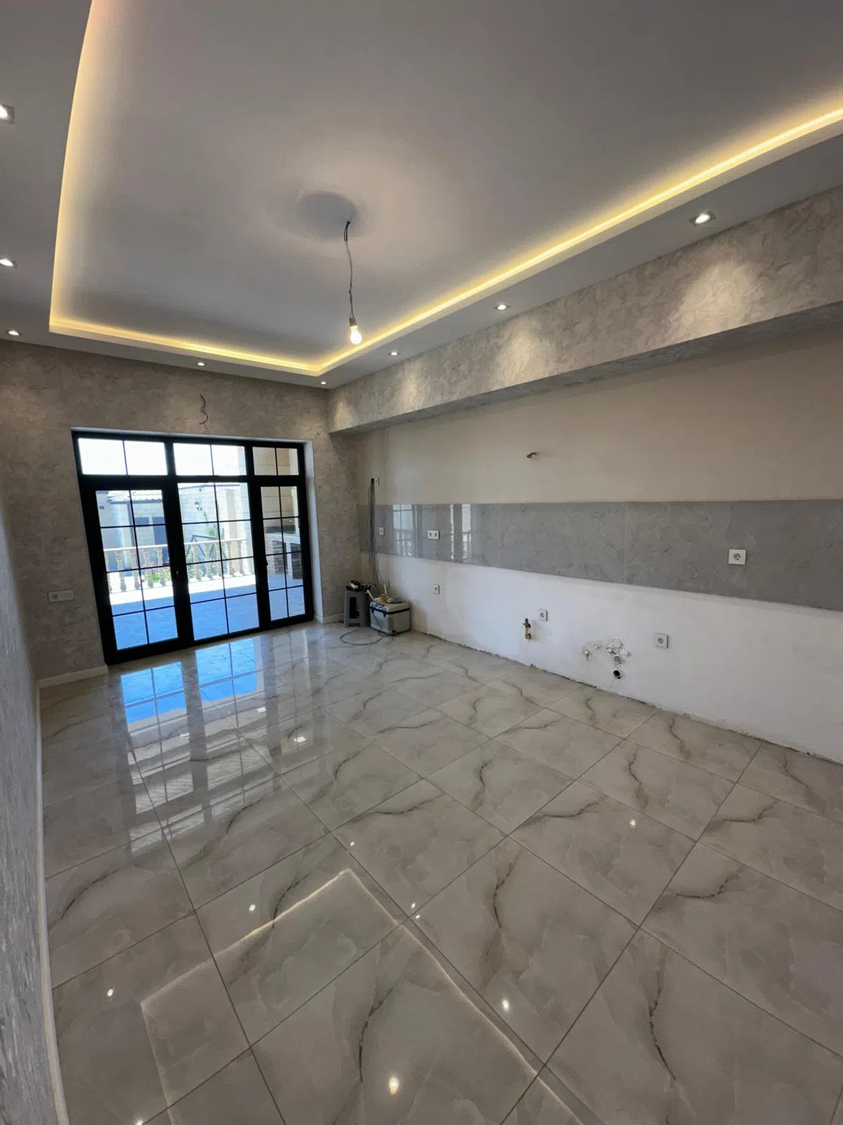 5 otaqlı həyət evi 160 m² - 4 sot torpaq sahəsində satılır