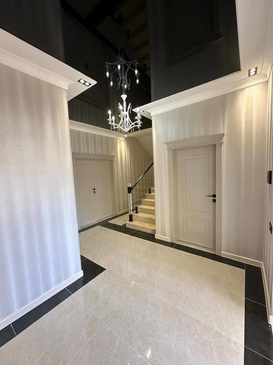 5 otaqlı villa 216 m² - 2.5 sot torpaq sahəsində satılır — şəkil 2