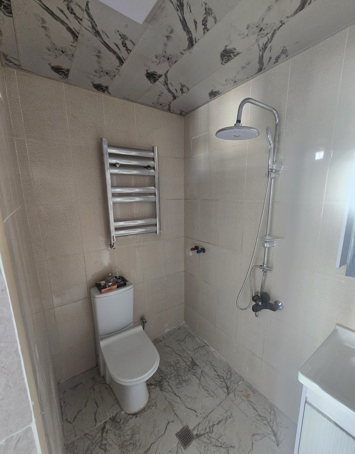 4 otaqlı həyət evi 111.7 m² satılır — şəkil 13