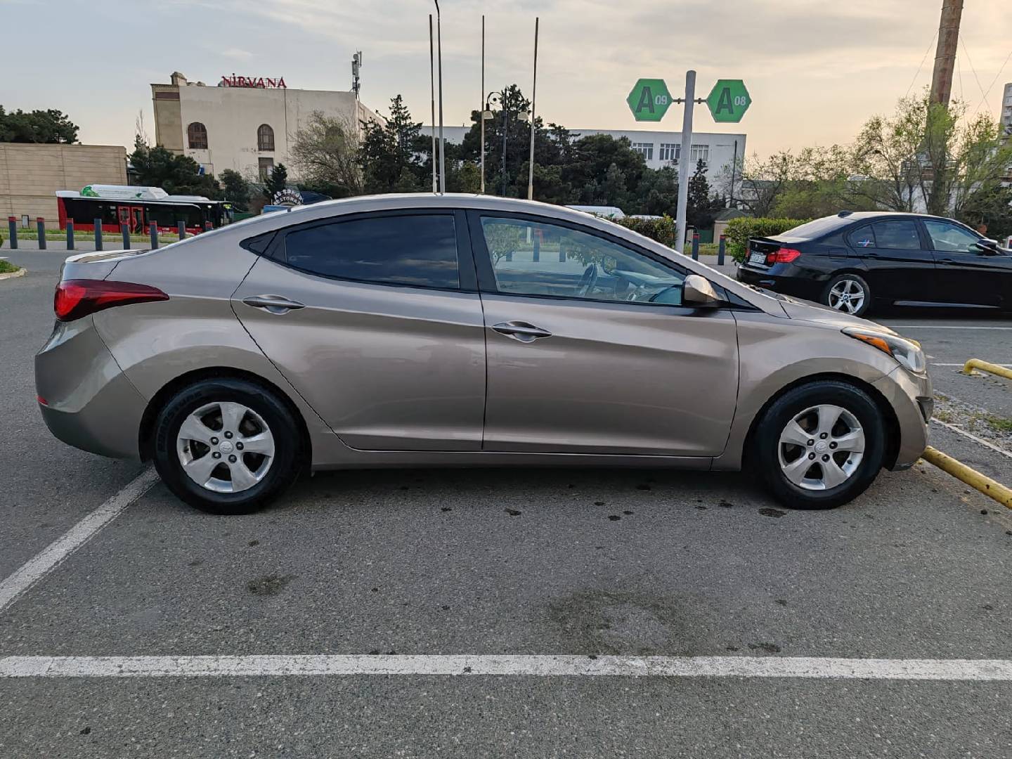 Hyundai Elantra, 2015 il, 259000 km — şəkil 4