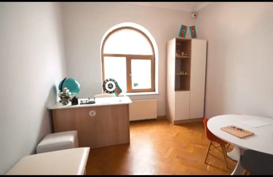 450 m² Yaxşı təmirli obyekt satılır — şəkil 11