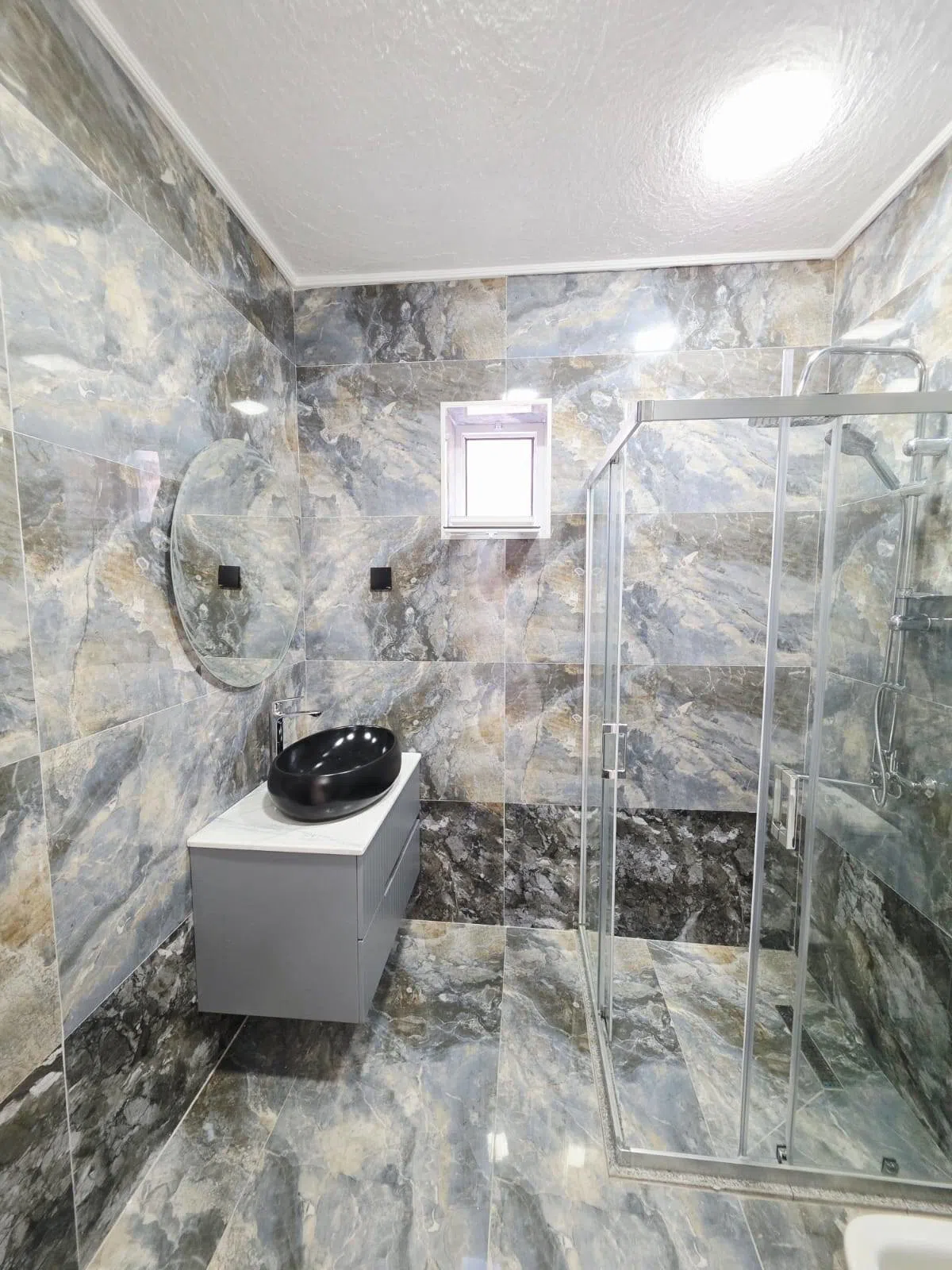 4 otaqlı bağ evi 150 m² 4.5 sot torpaq sahəsində satılır — şəkil 18