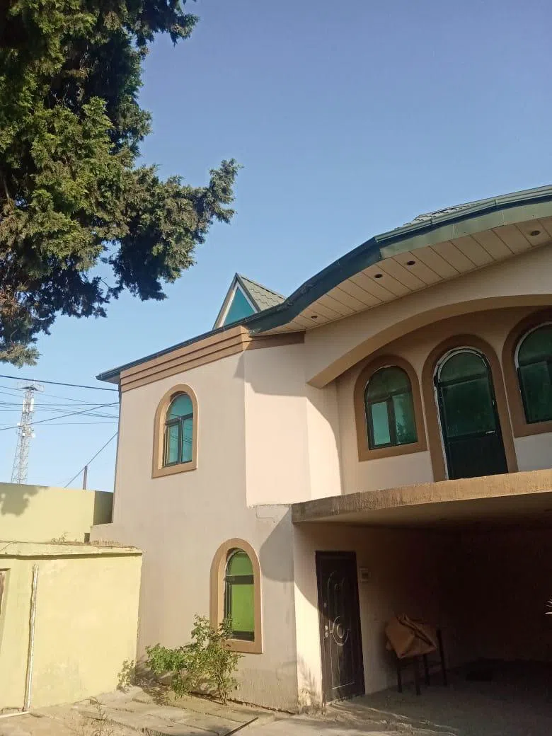 7 otaqlı bağ evi 256 m² 3.5 sot torpaq sahəsində satılır — şəkil 1
