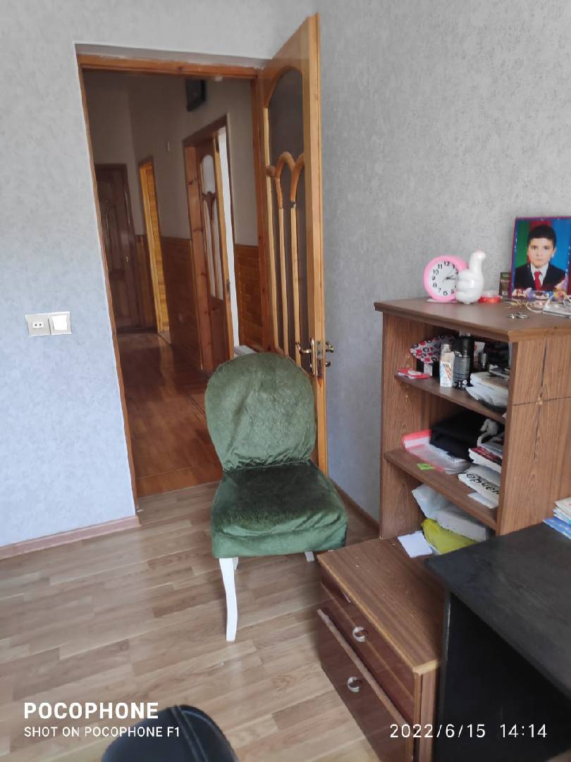 10 otaqlı bağ evi 500 m² satılır — şəkil 27