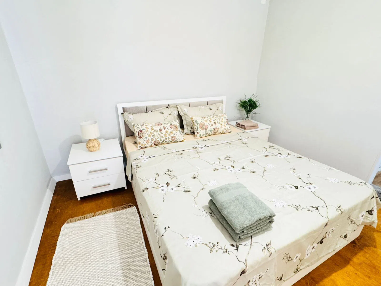 2 otaqlı mənzil 50 m² kirayə verilir — şəkil 7