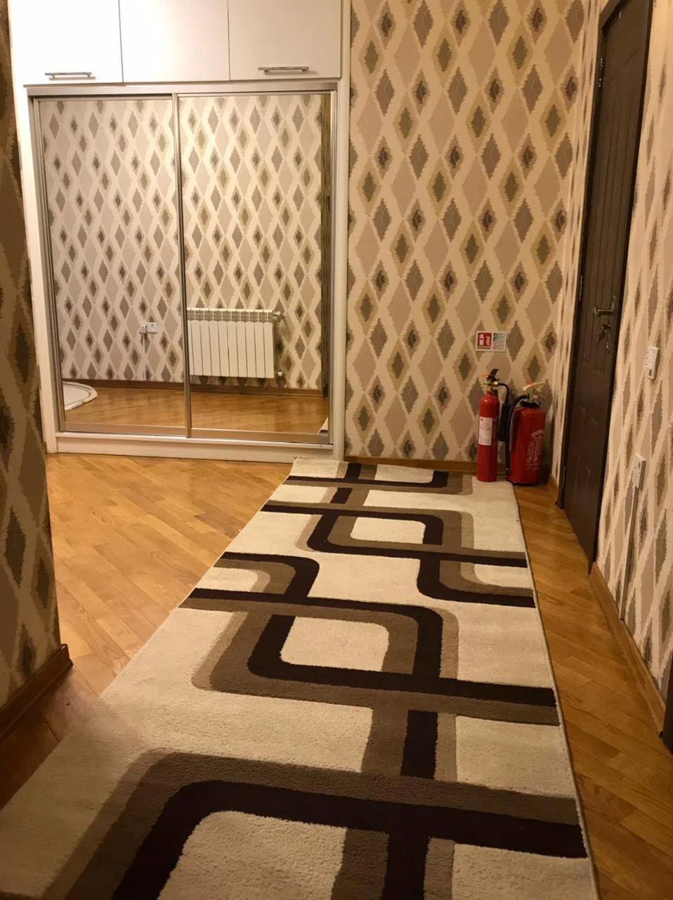 4 otaqlı mənzil 155 m² kirayə verilir — şəkil 22
