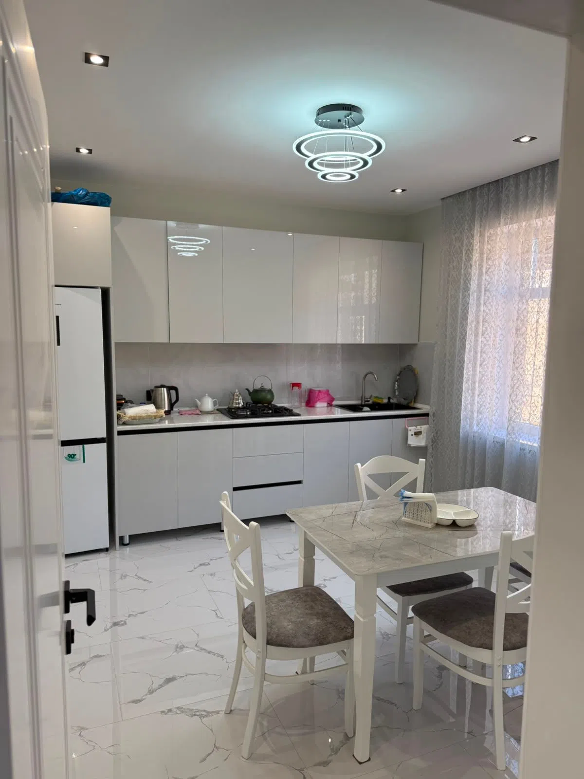 5 otaqlı villa 150 m² - 24 sot torpaq sahəsində günlük kirayə verilir — şəkil 1