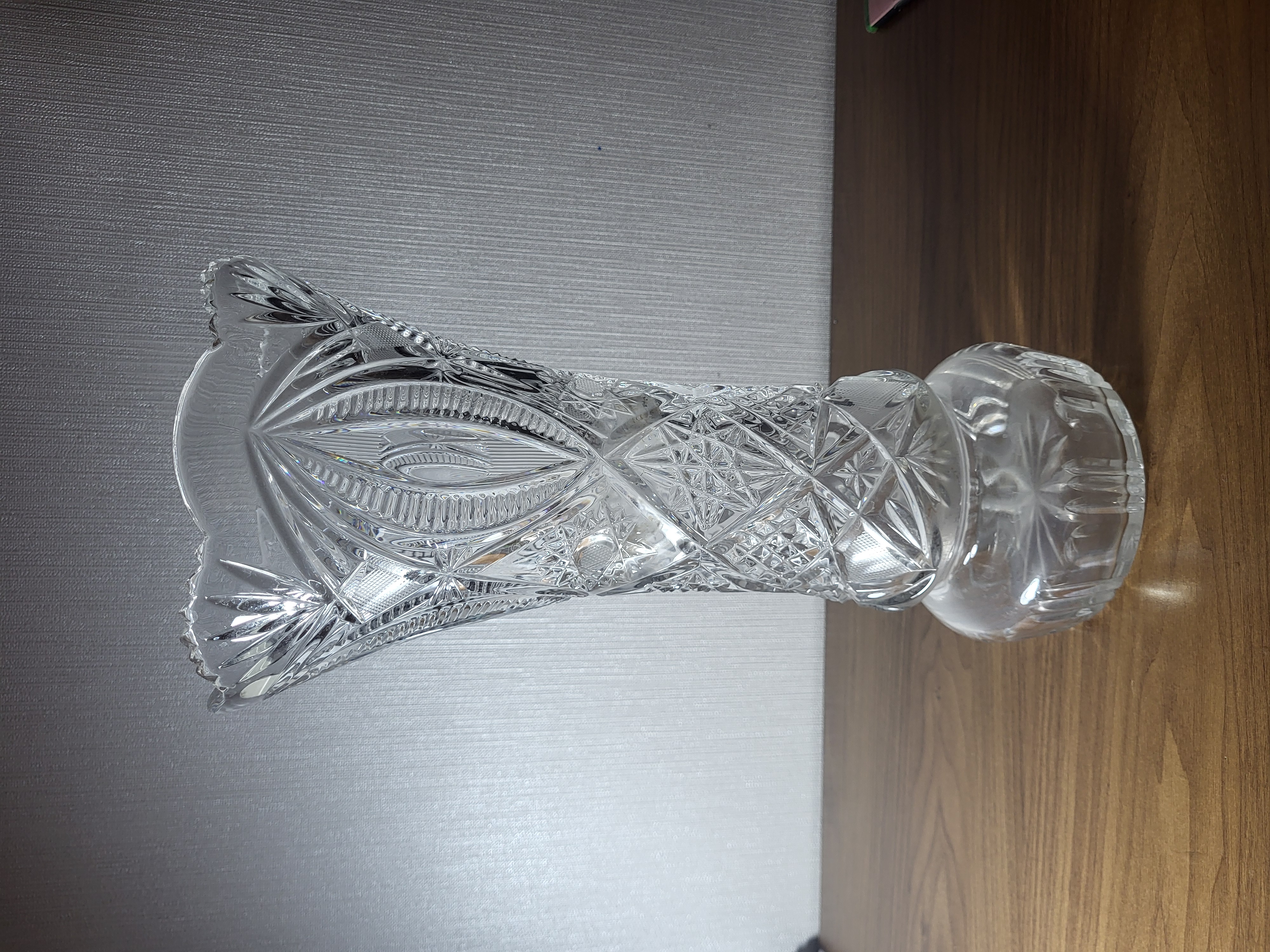 Kristal güldan, Şəffaf rəng - Tenderyard