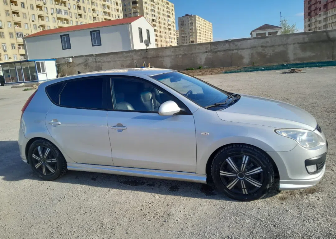 Hyundai i30, 2007 il, 300000 km