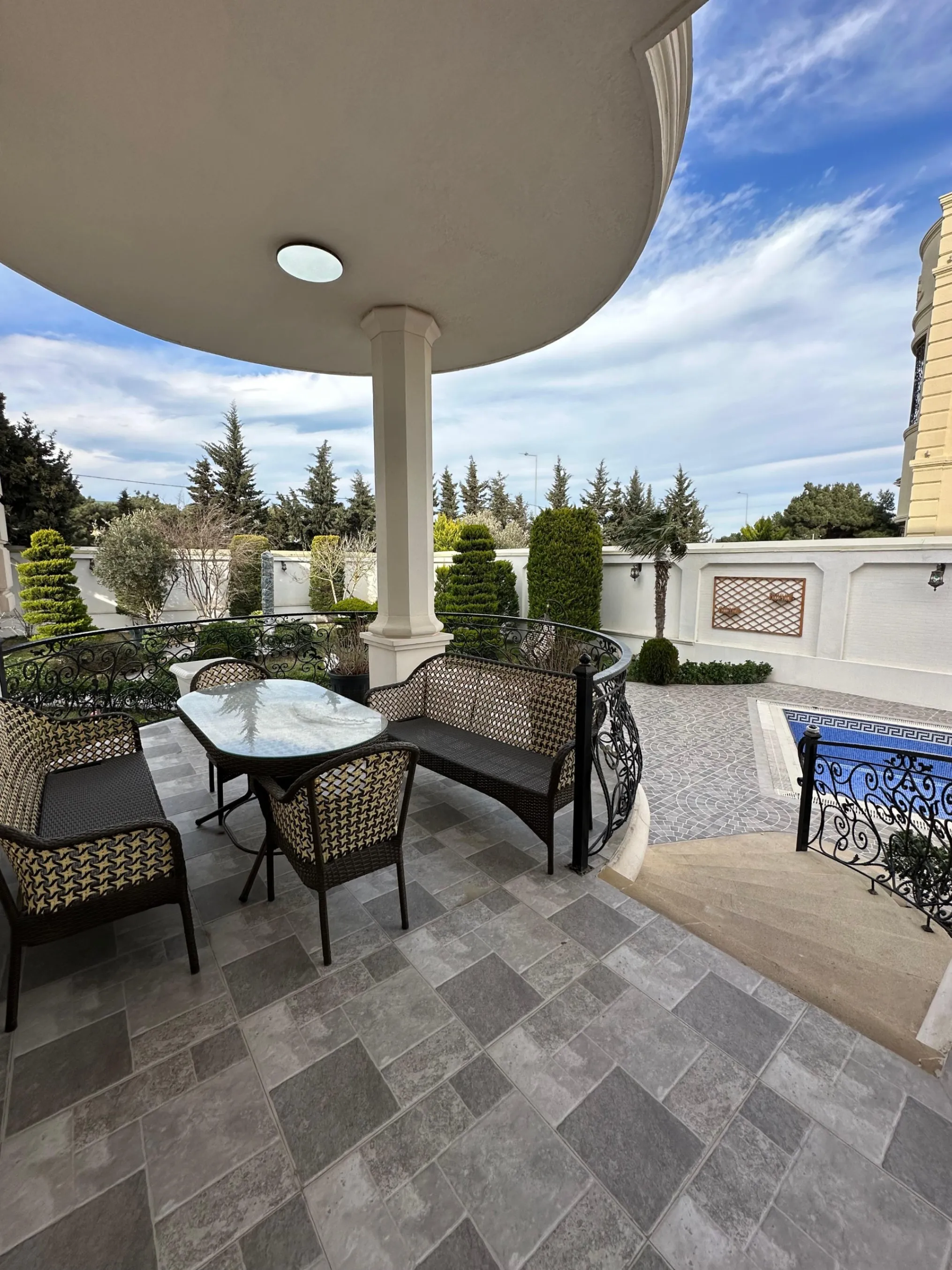 12 otaqlı villa 840 m² - 18 sot torpaq sahəsində satılır — şəkil 3