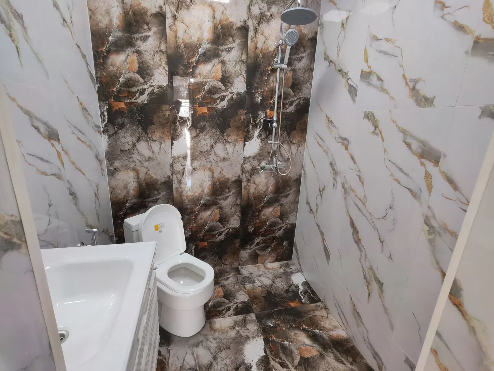 4 otaqlı həyət evi 120 m² - 2 sot torpaq sahəsində satılır — şəkil 6