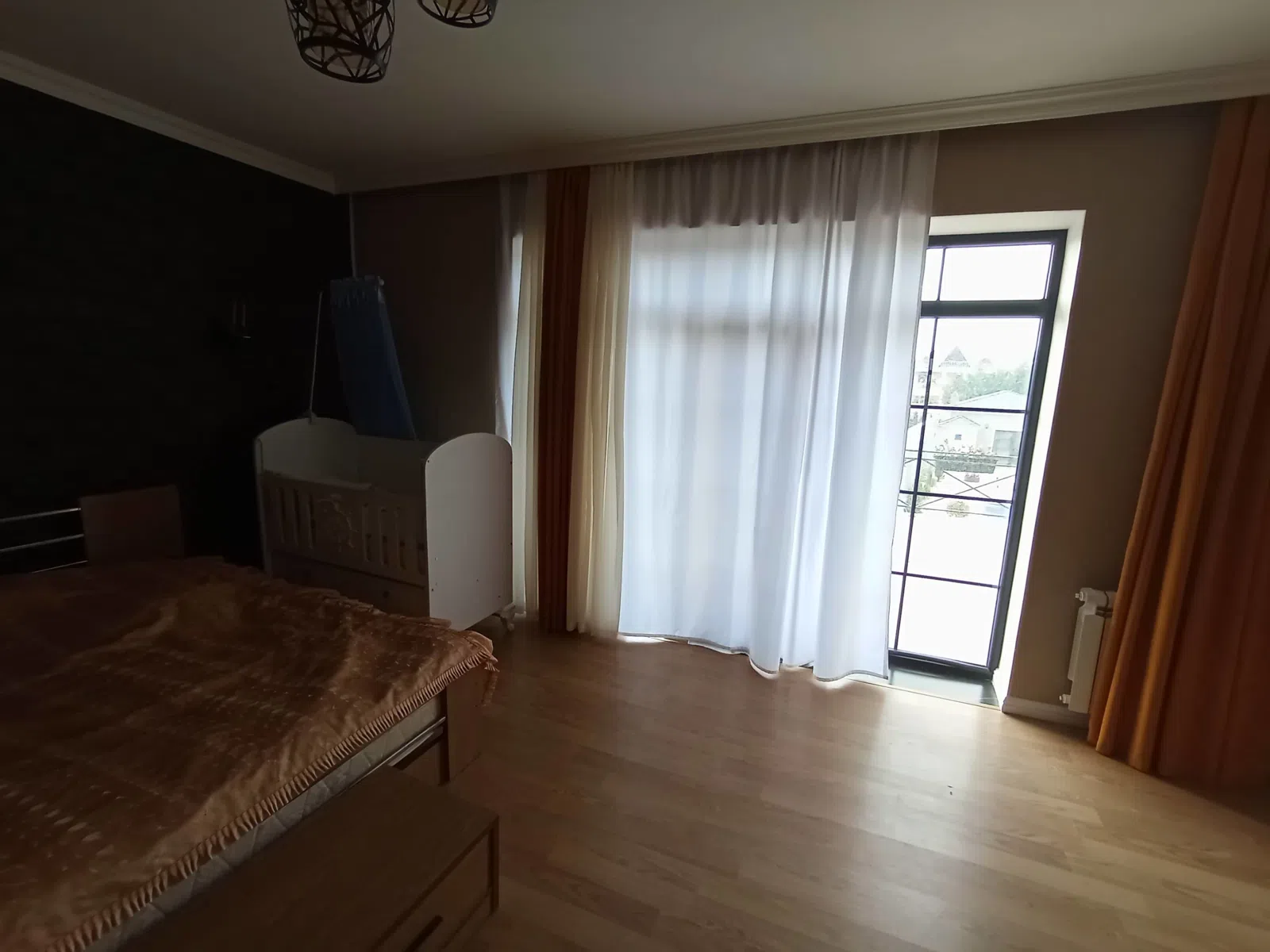 5 otaqlı həyət evi 200 m² - 15 sot torpaq sahəsində satılır