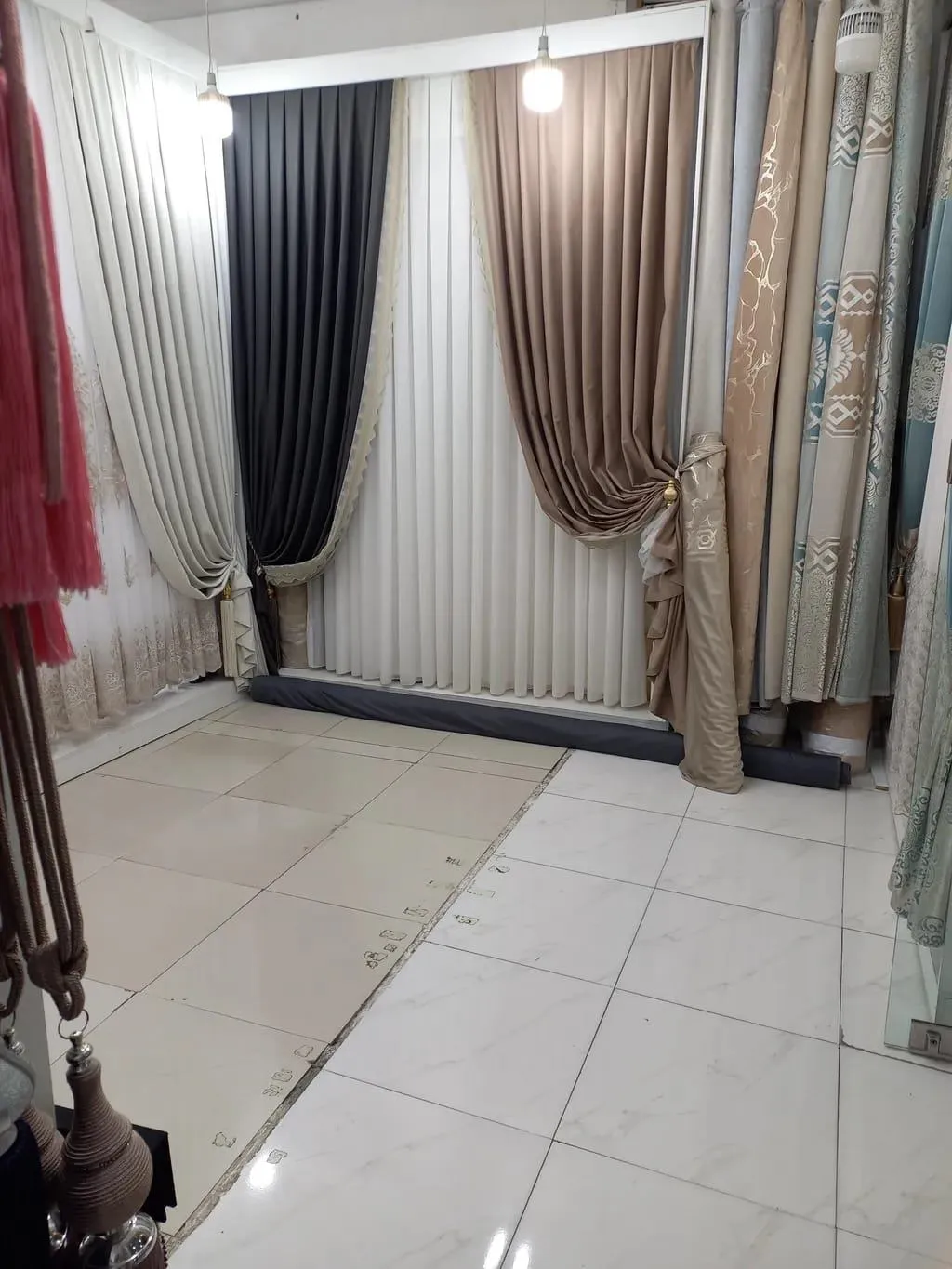 Commercial property with excellent renovation, 16 m² for sale - Tenderyard