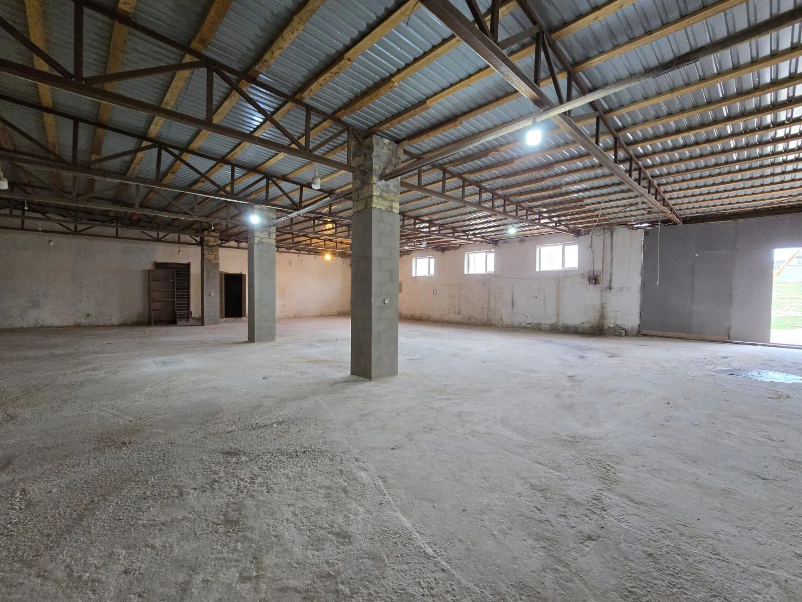 450 m² sahəsi olan anbar kirayə verilir — şəkil 3