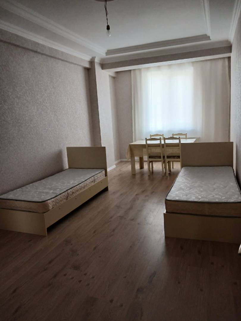 3 otaqlı mənzil 125 m² kirayə verilir — şəkil 10