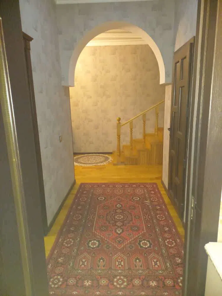 5 otaqlı həyət evi 320 m² - 3 sot torpaq sahəsində satılır — şəkil 17
