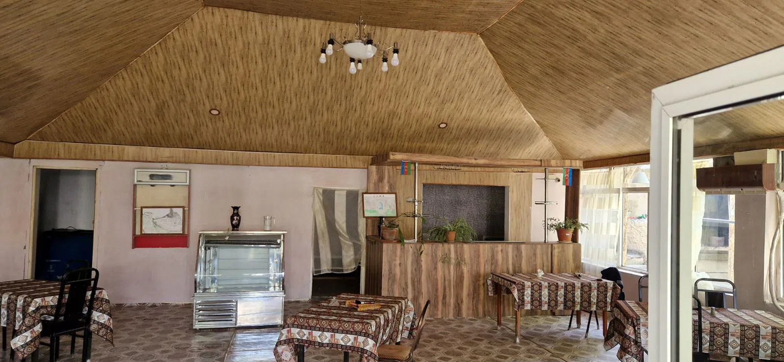 Yaxşı təmirli kafe, 140 m² satılır — şəkil 11
