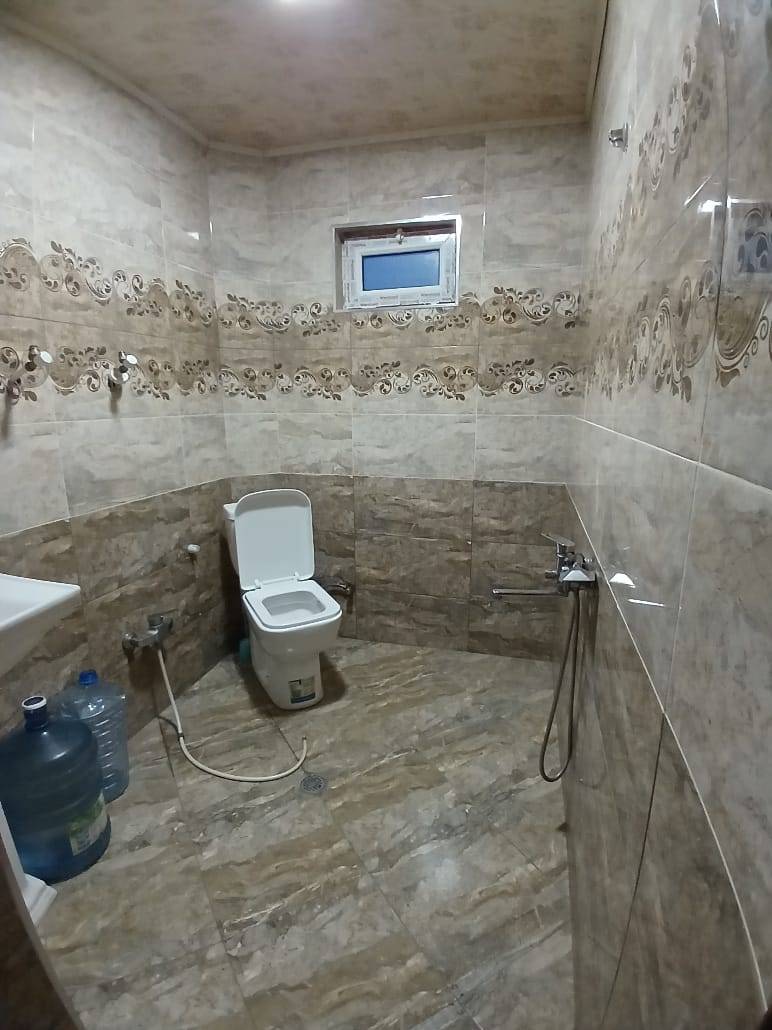 6 otaqlı həyət evi 250 m² kirayə verilir — şəkil 4