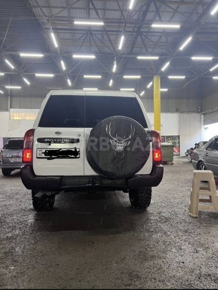 Nissan Patrol, 2001 il, 505000 km — şəkil 2