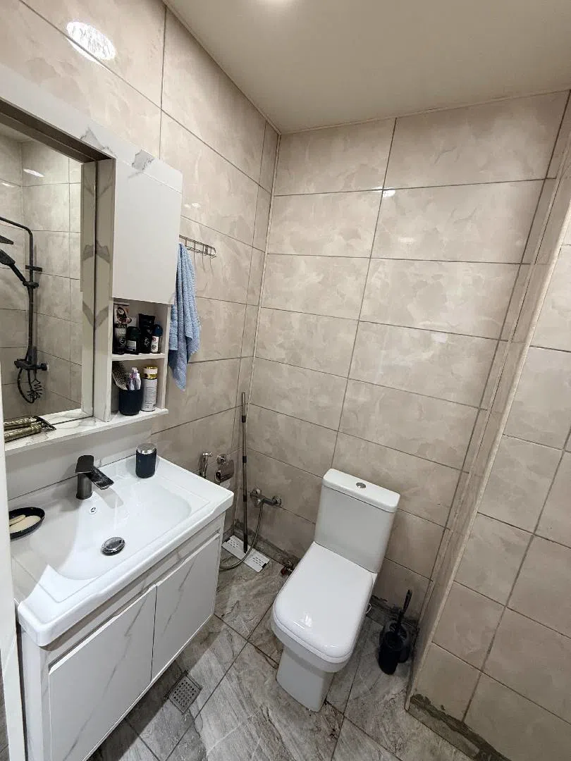 2 otaqlı mənzil 47 m² kirayə verilir — şəkil 5