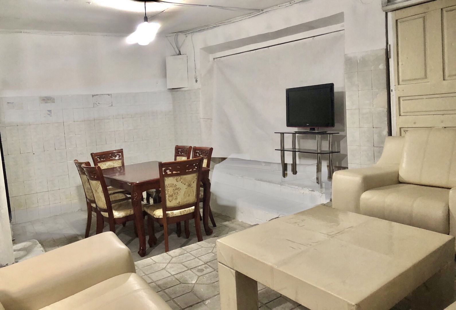 Zəif təmirli obyekti, 115 m² satılır — şəkil 1