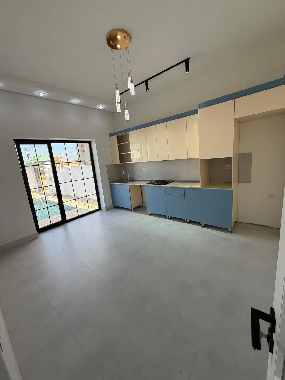 4 otaqlı bağ evi 150 m² 5 sot torpaq sahəsində satılır — şəkil 14