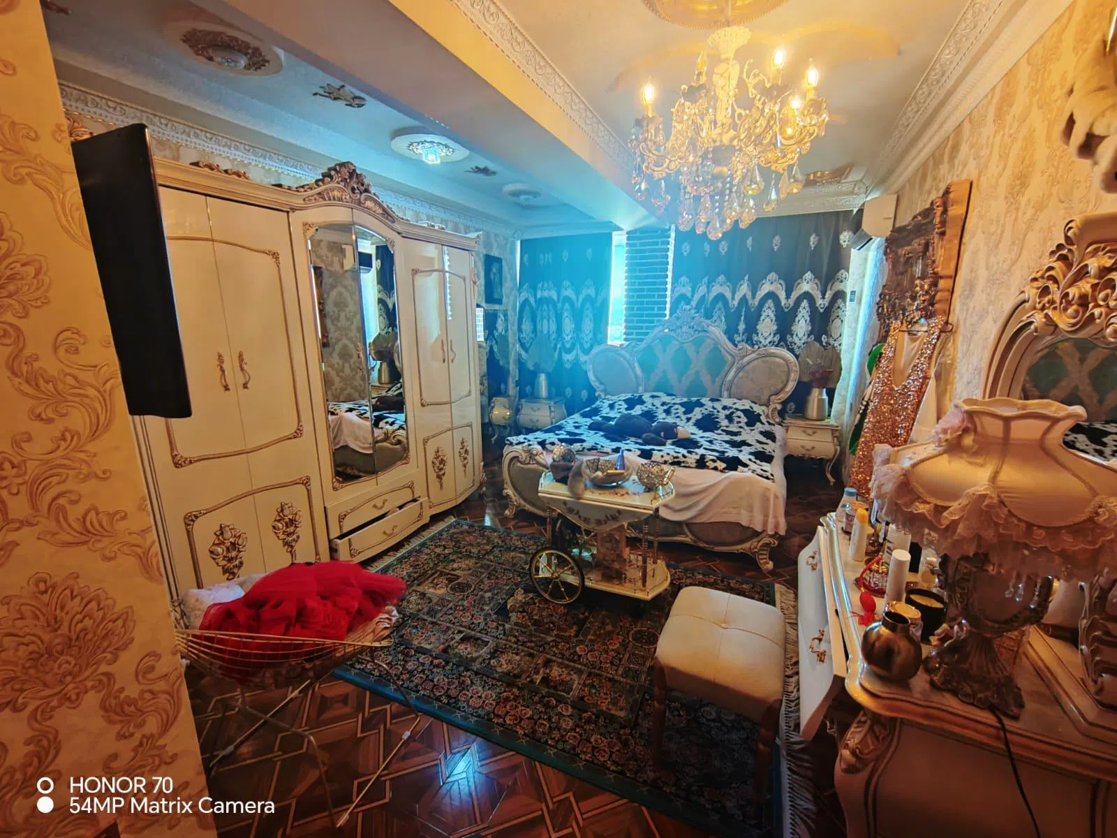 2 otaqlı mənzil 112 m² satılır