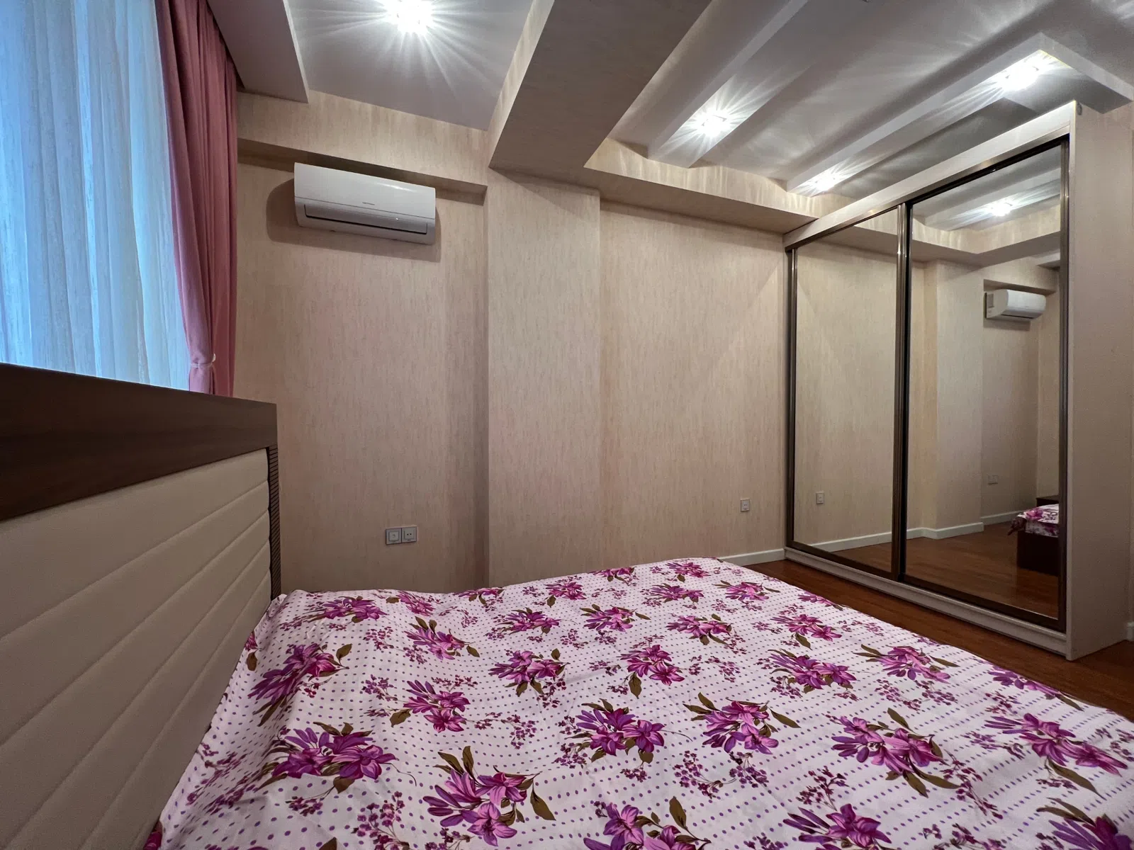 4 otaqlı mənzil 180 m² kirayə verilir — şəkil 3